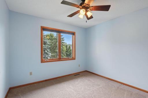 23-web-or-mls-121-Wexford-Heights-Dr-23.jpg