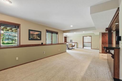 28-web-or-mls-121-Wexford-Heights-Dr-28.jpg