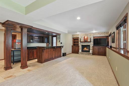 26-web-or-mls-121-Wexford-Heights-Dr-26.jpg