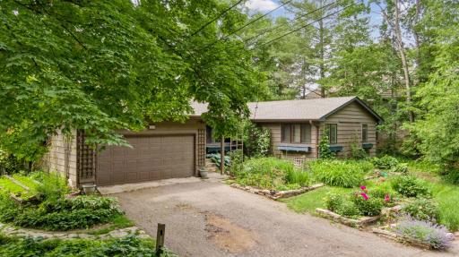 5470 Maple Heights Road, Excelsior, MN 55331