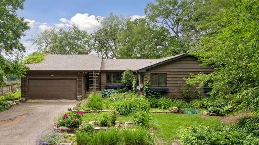 5470 Maple Heights Road, Excelsior, MN 55331