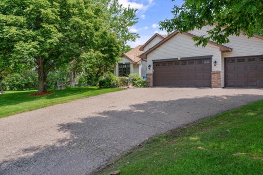 13298 Oakwood Drive, Rogers, MN 55374