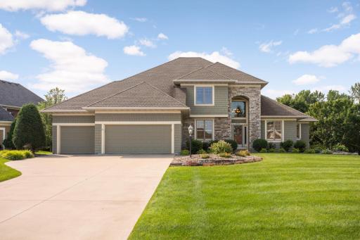 8918 Springwood Drive, Saint Paul, MN 55125
