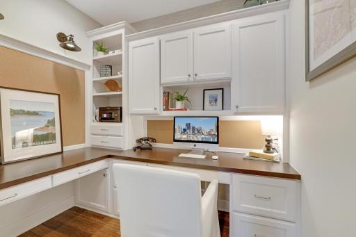 2468 Woods Drive, Victoria, MN 55386