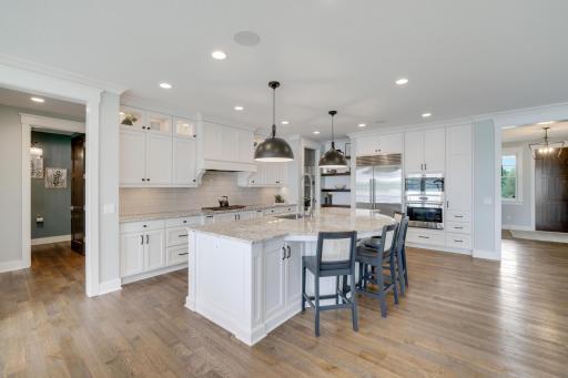 2468 Woods Drive, Victoria, MN 55386