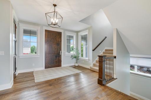 2468 Woods Drive, Victoria, MN 55386