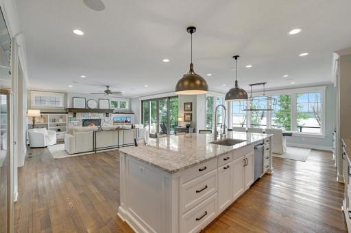 2468 Woods Drive, Victoria, MN 55386