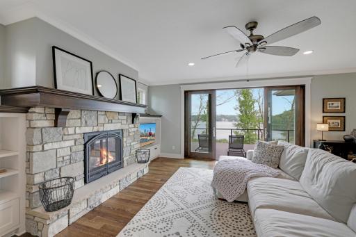 2468 Woods Drive, Victoria, MN 55386