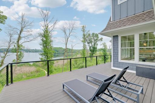 2468 Woods Drive, Victoria, MN 55386