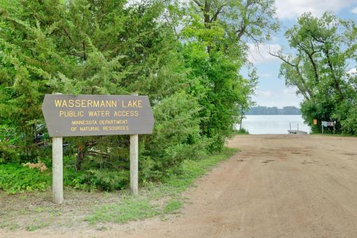 2468 Woods Drive, Victoria, MN 55386