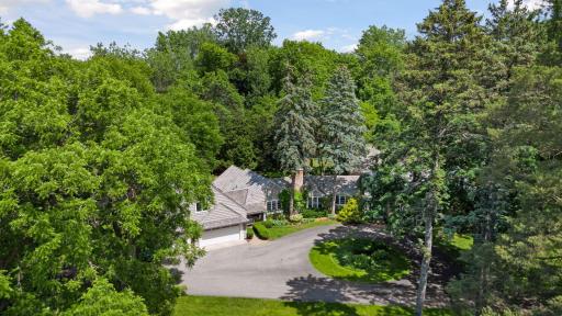 11155 Mill Run, Minnetonka, MN 55305