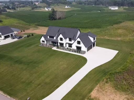 1629 Boelter Estates Drive NW, Rochester, MN 55901