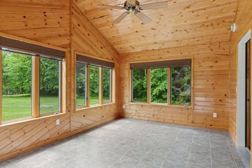 6010 Woodbury Drive, Wright, MN 55798