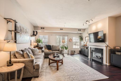 12693 Collegeview Drive, 201, Eden Prairie, MN 55347
