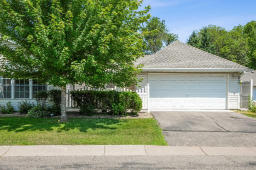 6855 Blackhawk Trail, 22, Inver Grove Heights, MN 55077