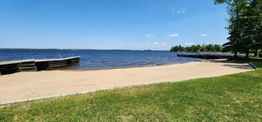 120' of lakeshore on Rainy Lake
