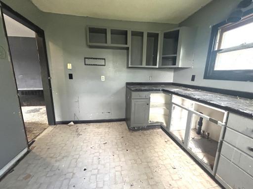 302 State Avenue S, Warroad, MN 56763