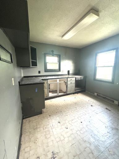302 State Avenue S, Warroad, MN 56763