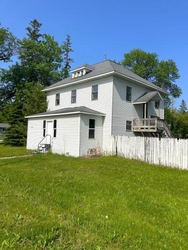 302 State Avenue S, Warroad, MN 56763