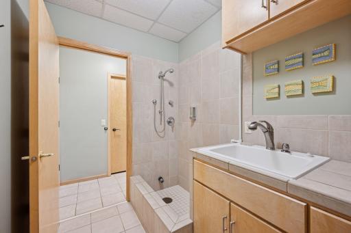 1709 1/2 Pulaski Road, Buffalo, MN 55313