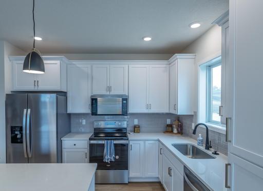 5523 Sundown Place NW, Rochester, MN 55901