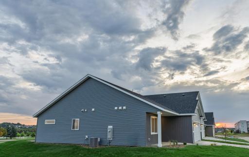 5523 Sundown Place NW, Rochester, MN 55901