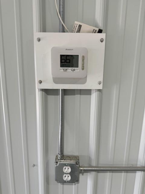 Thermostat for heat