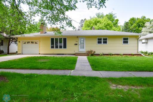 1613 15th Street S, Moorhead, MN 56560