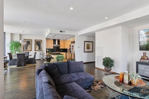 201 S 11th Street, 1400, Minneapolis, MN 55403