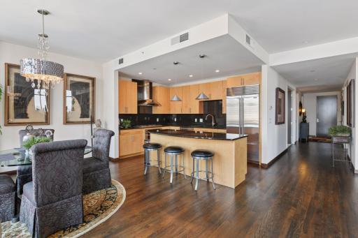 201 S 11th Street, 1400, Minneapolis, MN 55403