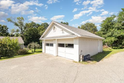 5954 Lynwood Boulevard, Mound, MN 55364