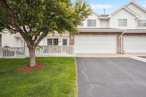 Welcome Home! Charming 3 BR/3 BA Townhome in a great Rosemount location!  Spacious and very inviting home with a great layout, ISD 196!
