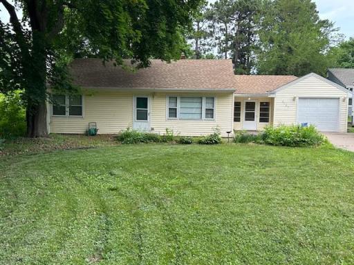 2121 7th Avenue E, Saint Paul, MN 55109