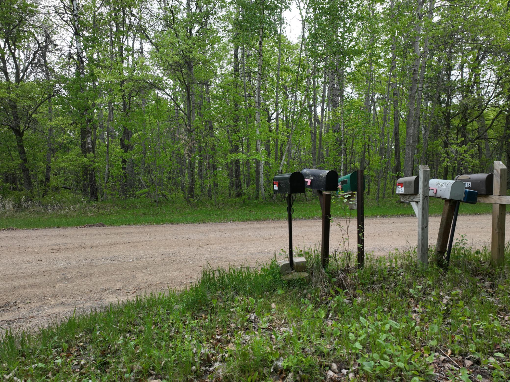 MailBoxes.JPG