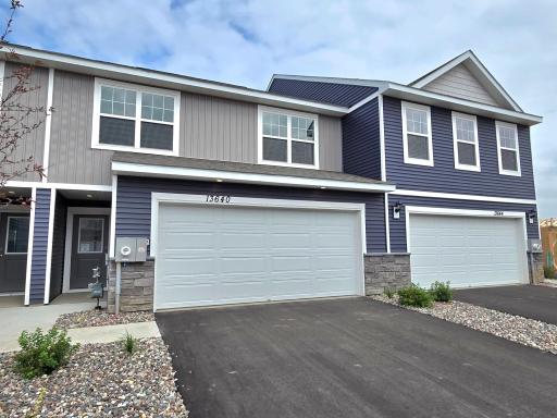 Finley at Ardan Place in Rosemount! Photo is of actual home. Options and colors may vary. Ask Sales Agent for details.