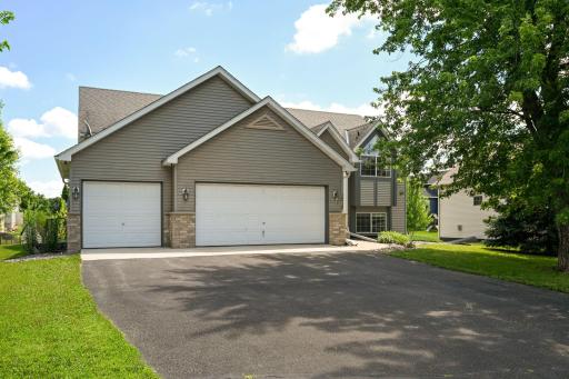 1212 Francis Drive, Elko New Market, MN 55054