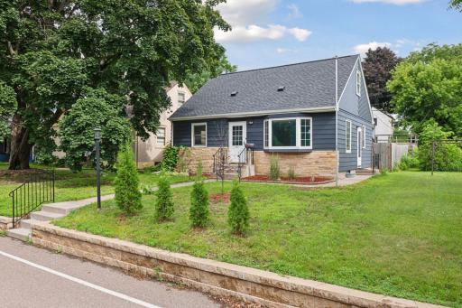 601 37th Avenue NE, Minneapolis, MN 55421