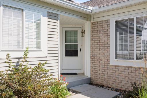 13107 Falcons Way, Savage, MN 55378