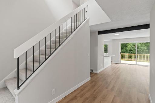 8636 Wood Cliff Circle S, Bloomington, MN 55438