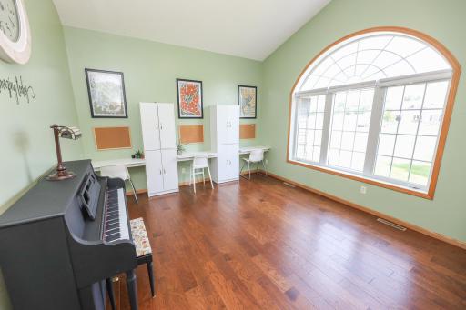 2396 Highland Court SW, Alexandria, MN 56308