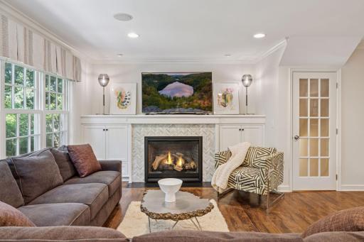 512 Janalyn Circle - Golden Valley, Minnesota
