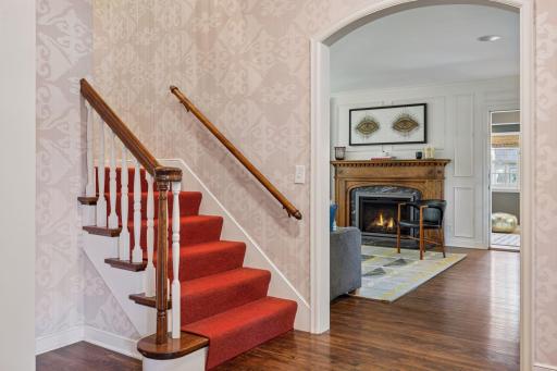 512 Janalyn Circle - Golden Valley, Minnesota