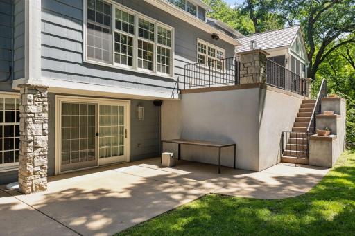 512 Janalyn Circle - Golden Valley, Minnesota