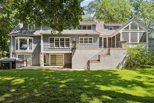 512 Janalyn Circle - Golden Valley, Minnesota