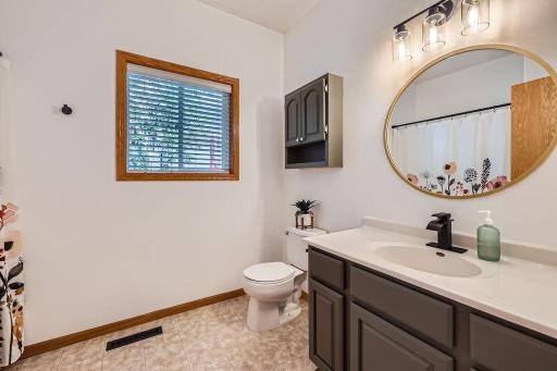 398 Bluebird Lane, Saint Paul, MN 55125