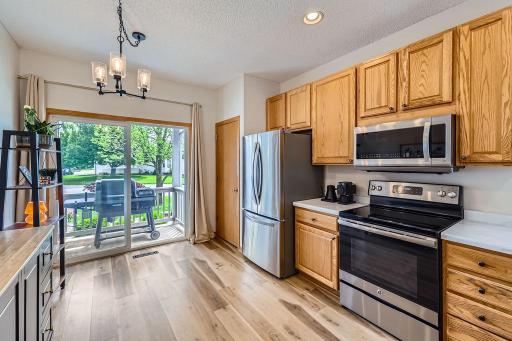 398 Bluebird Lane, Saint Paul, MN 55125