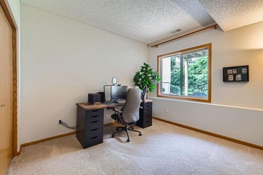 398 Bluebird Lane, Saint Paul, MN 55125