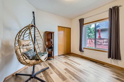 398 Bluebird Lane, Saint Paul, MN 55125