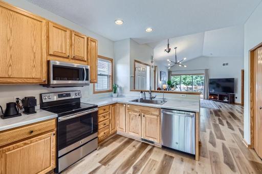 398 Bluebird Lane, Saint Paul, MN 55125