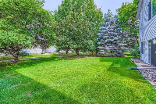 398 Bluebird Lane, Saint Paul, MN 55125